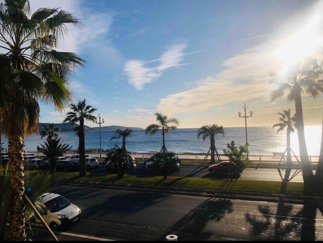 Luxe Et Charme Mediterraneen Face A La Promenade Des Anglais Nizza Esterno foto